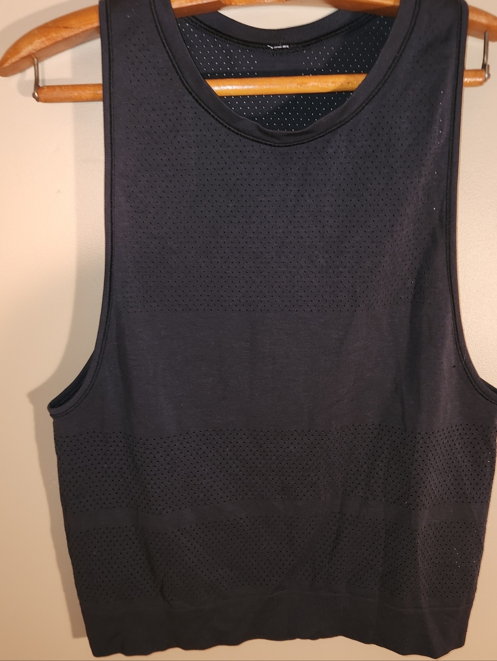 lululemon Breeze By Muscle Tank II In Black. Est. Size 6.